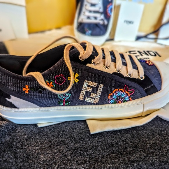 Fendi sneakers, size 9, canvas with glass beading, new, perfect condition. - Picture 2 of 13